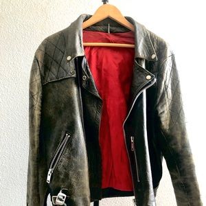 Vintage leather motorcycle jacket-very worn